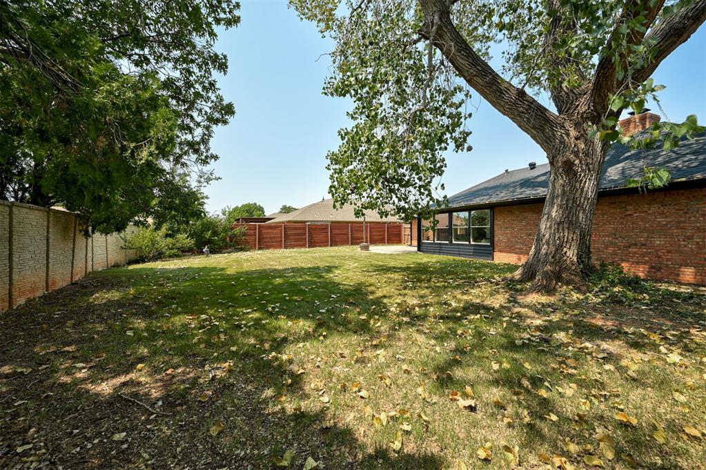 11704 N Victoria Drive Property Photo 47