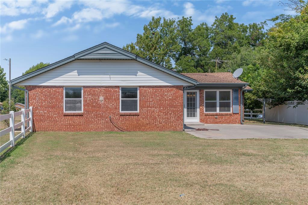 601 Country Club Circle Property Photo 34