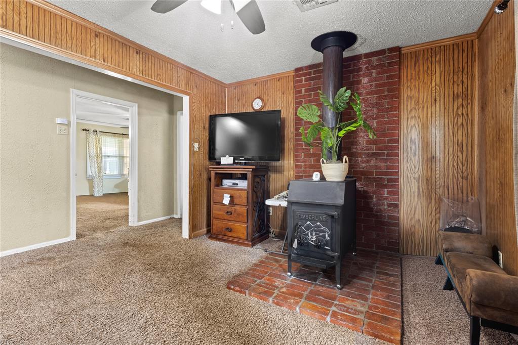 502 3rd Street Property Photo 11
