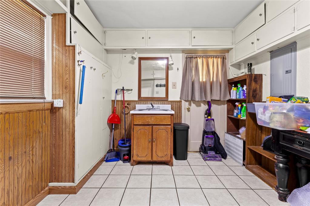 502 3rd Street Property Photo 19