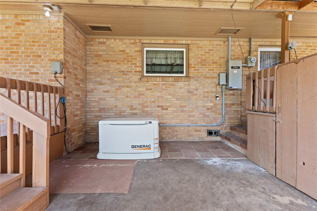 502 3rd Street Property Photo 36