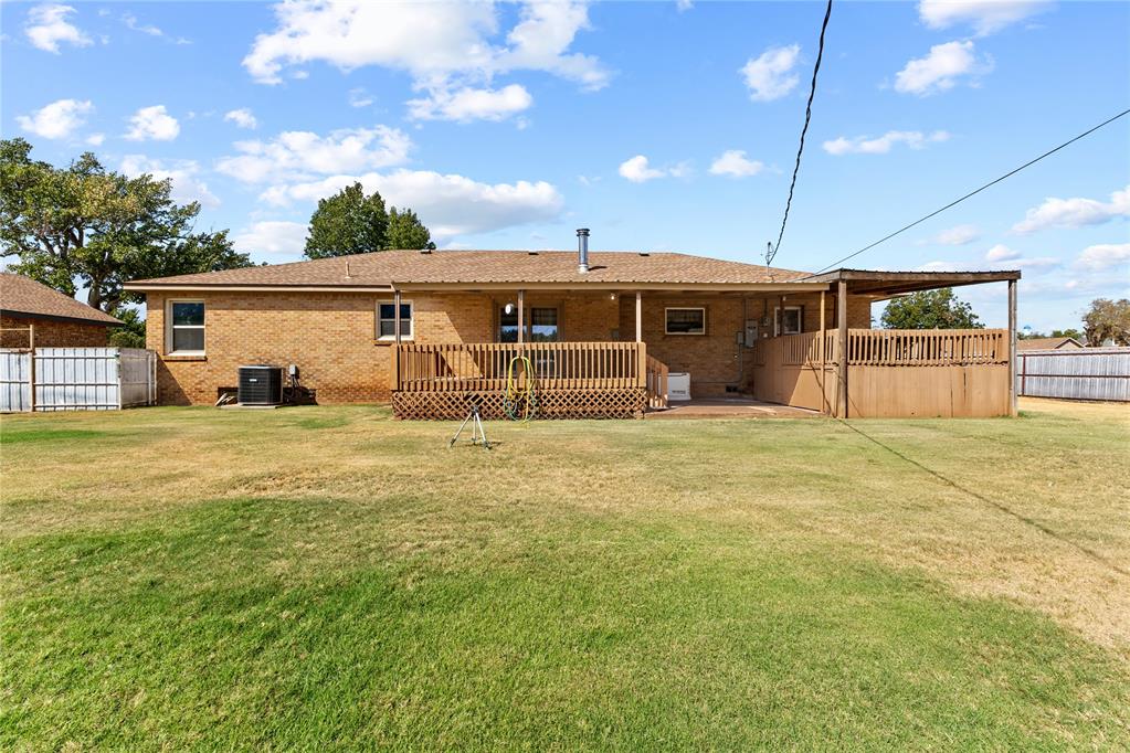 502 3rd Street Property Photo 37