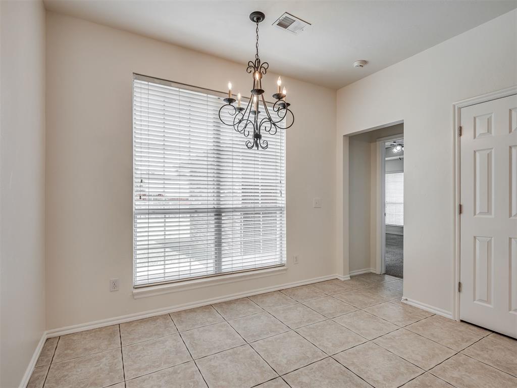325 Crossland Court Property Photo 16