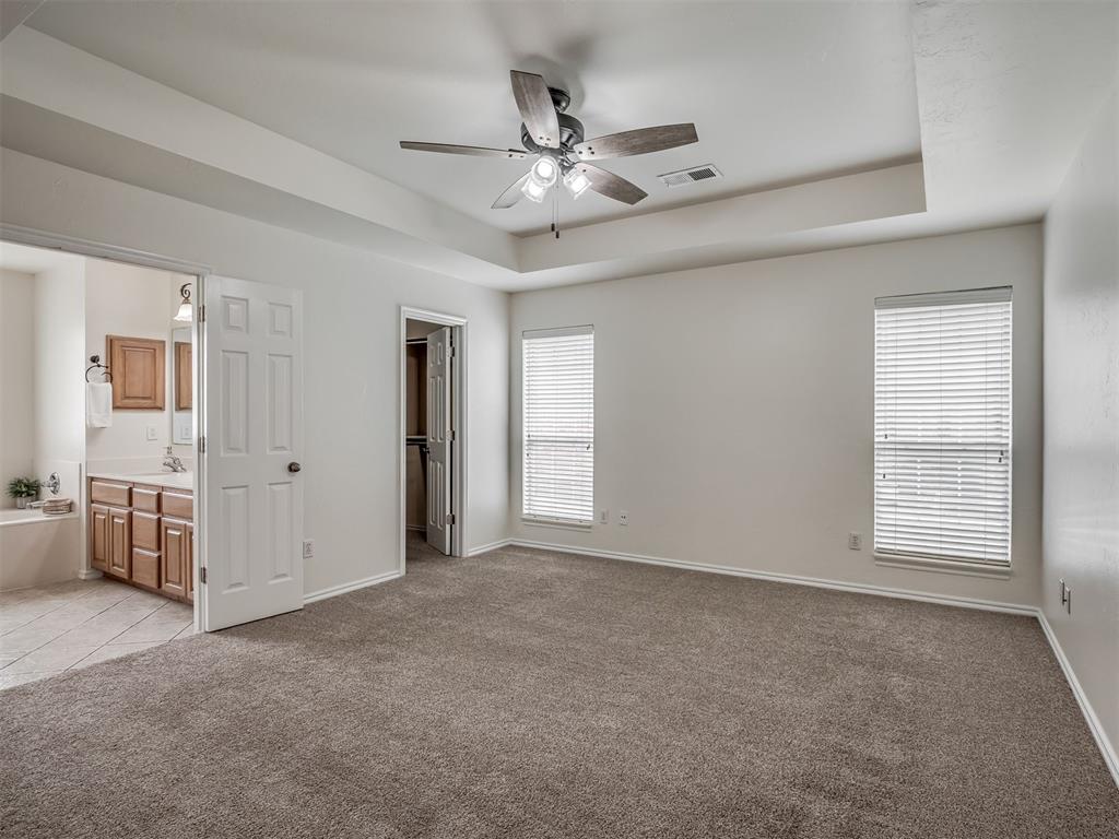 325 Crossland Court Property Photo 18
