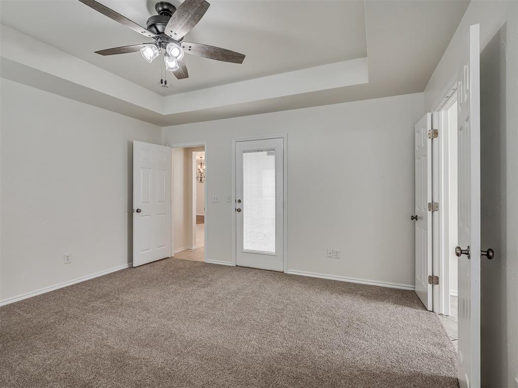 325 Crossland Court Property Photo 19