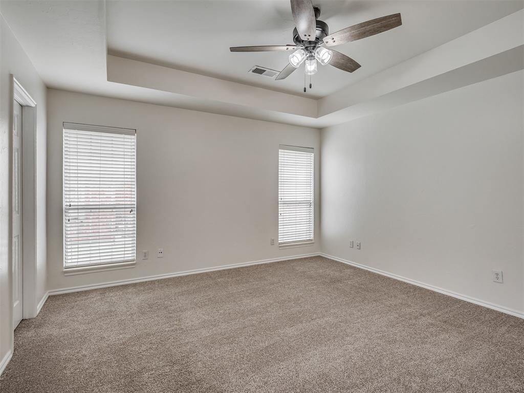 325 Crossland Court Property Photo 20