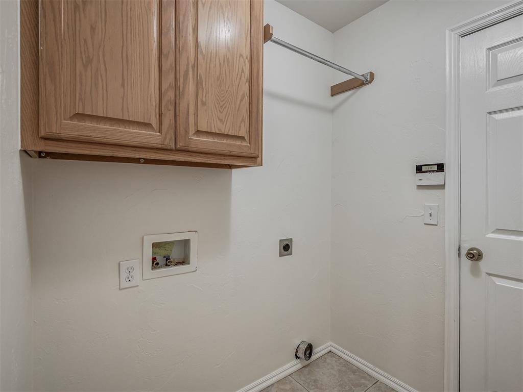 325 Crossland Court Property Photo 32