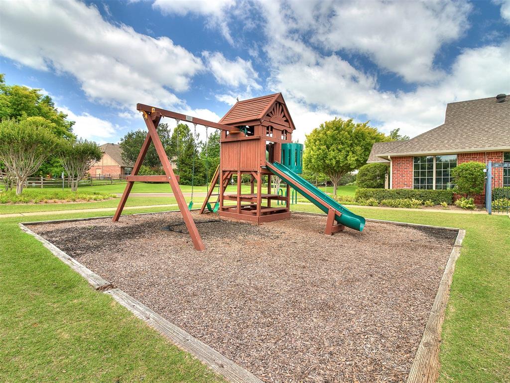 325 Crossland Court Property Photo 47