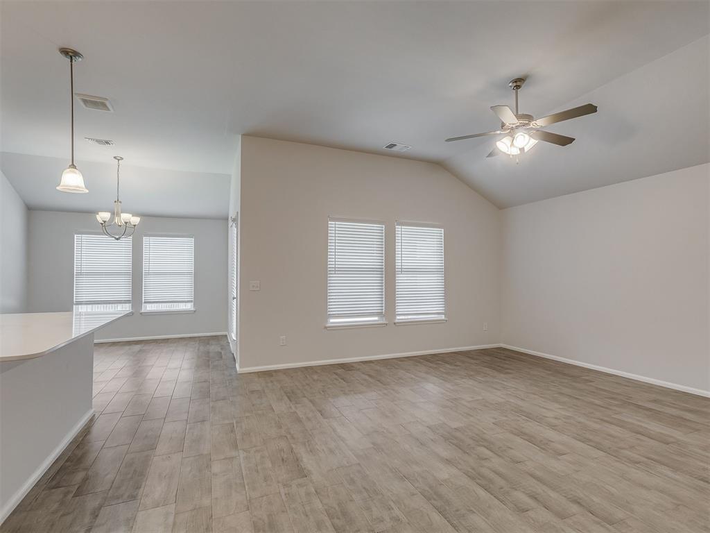 408 Haven Street Property Photo 5