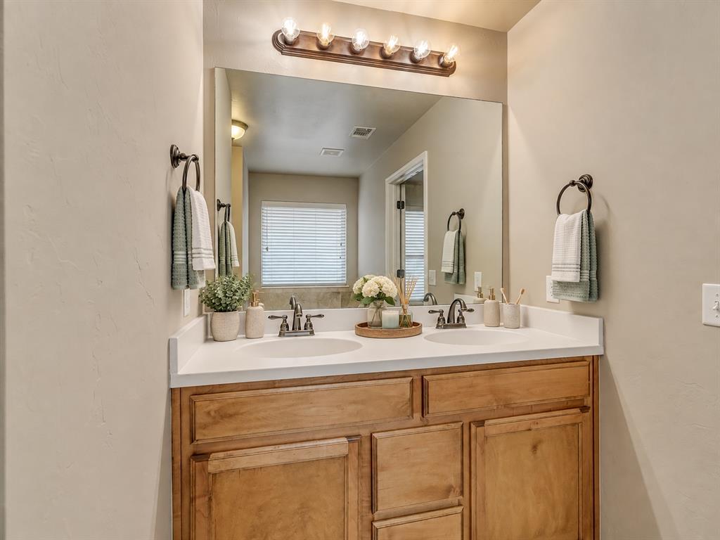 19120 Espada Drive Property Photo 8