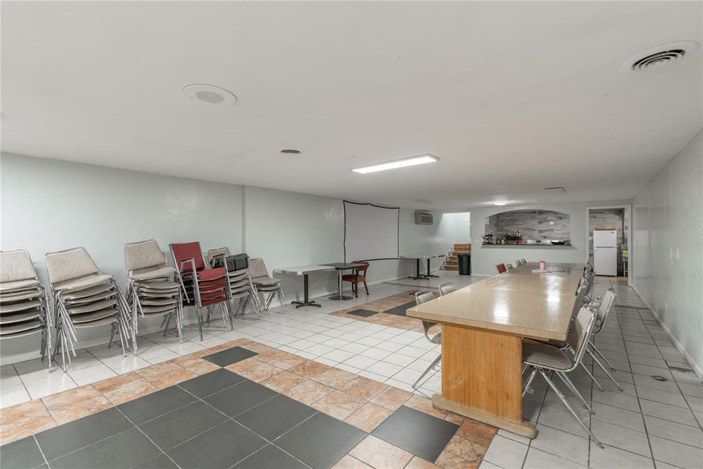 4620 S Santa Fe Avenue Property Photo 33