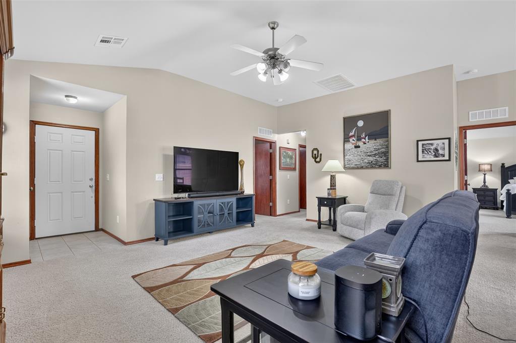 18205 Viento Drive Property Photo 3