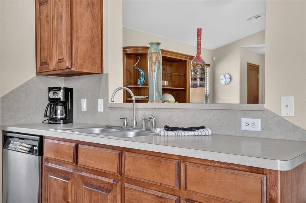18205 Viento Drive Property Photo 9