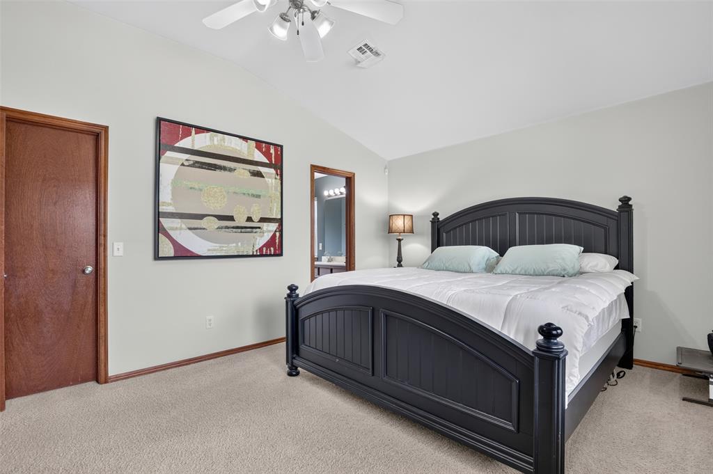 18205 Viento Drive Property Photo 13