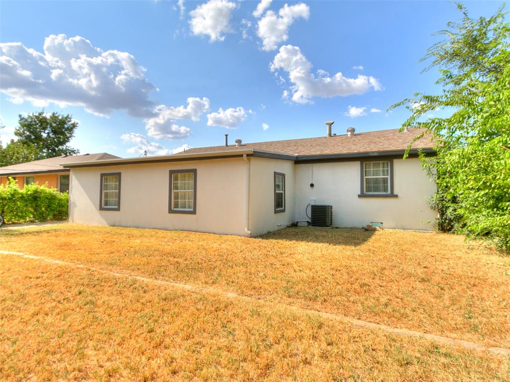 2216 Sw 60th Streets Property Photo 12