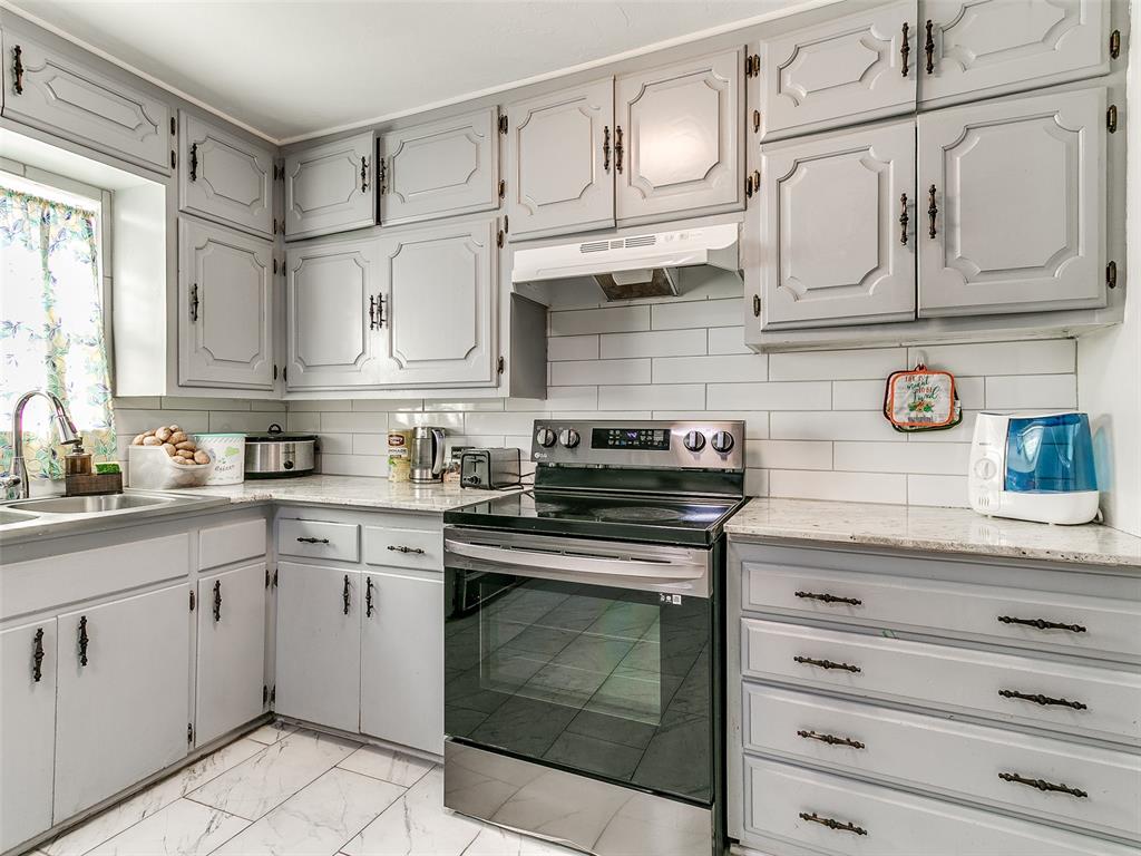 2216 Sw 60th Streets Property Photo 41