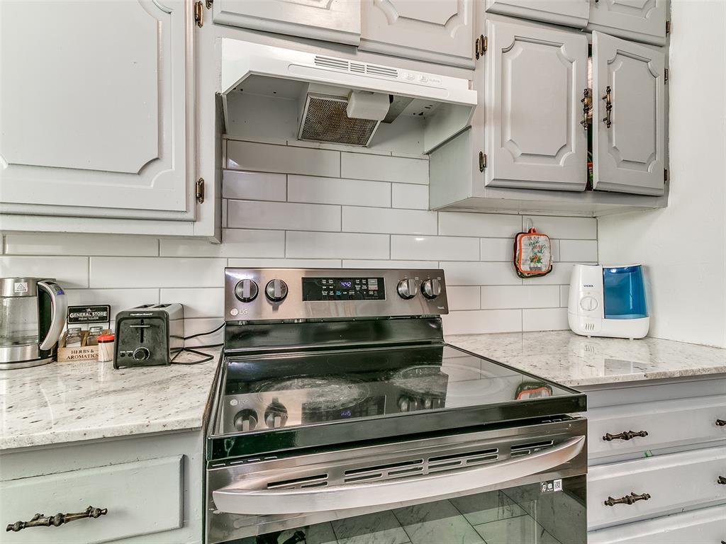 2216 Sw 60th Streets Property Photo 42