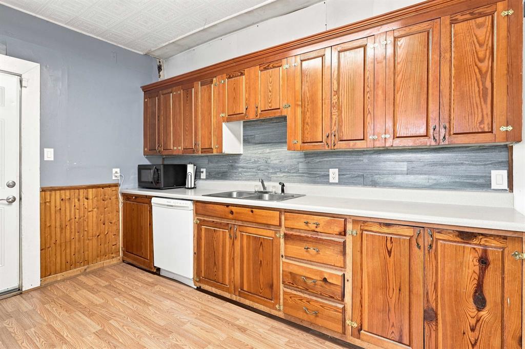 9081 Jasper Drive Property Photo 8