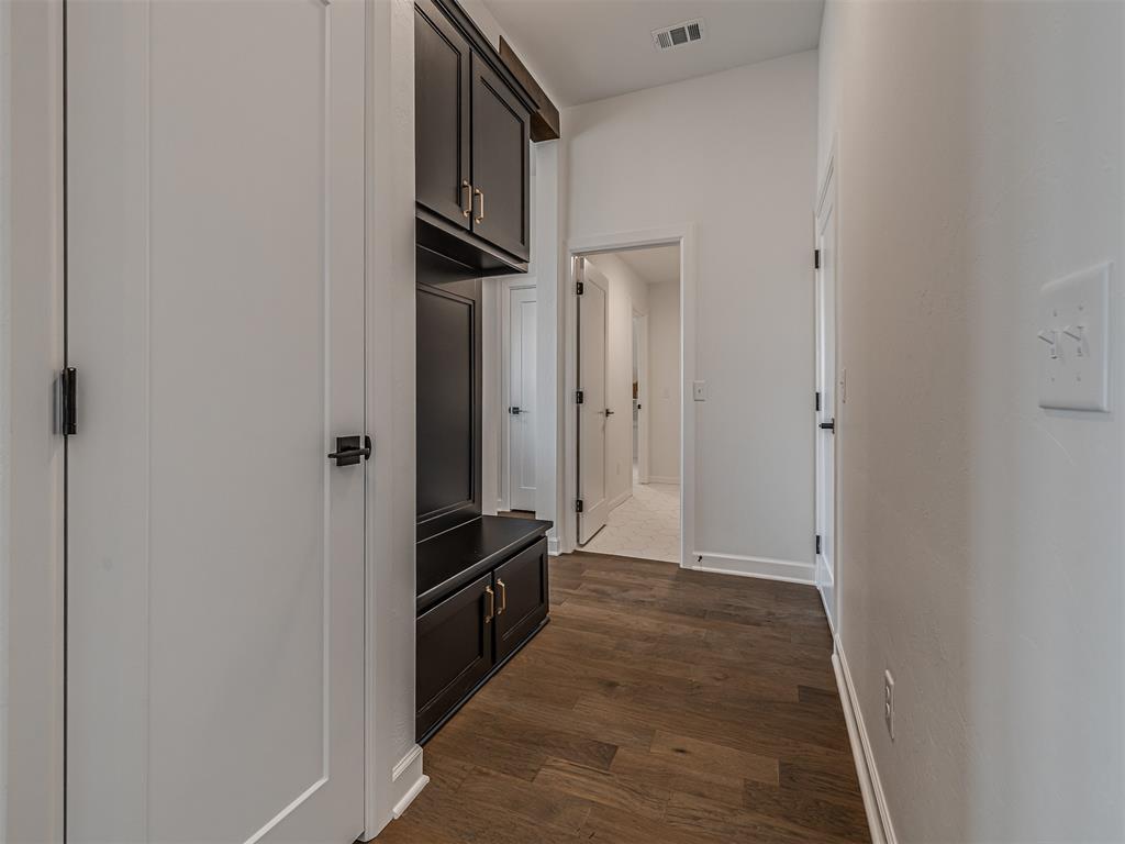1243287 Property Photo 33