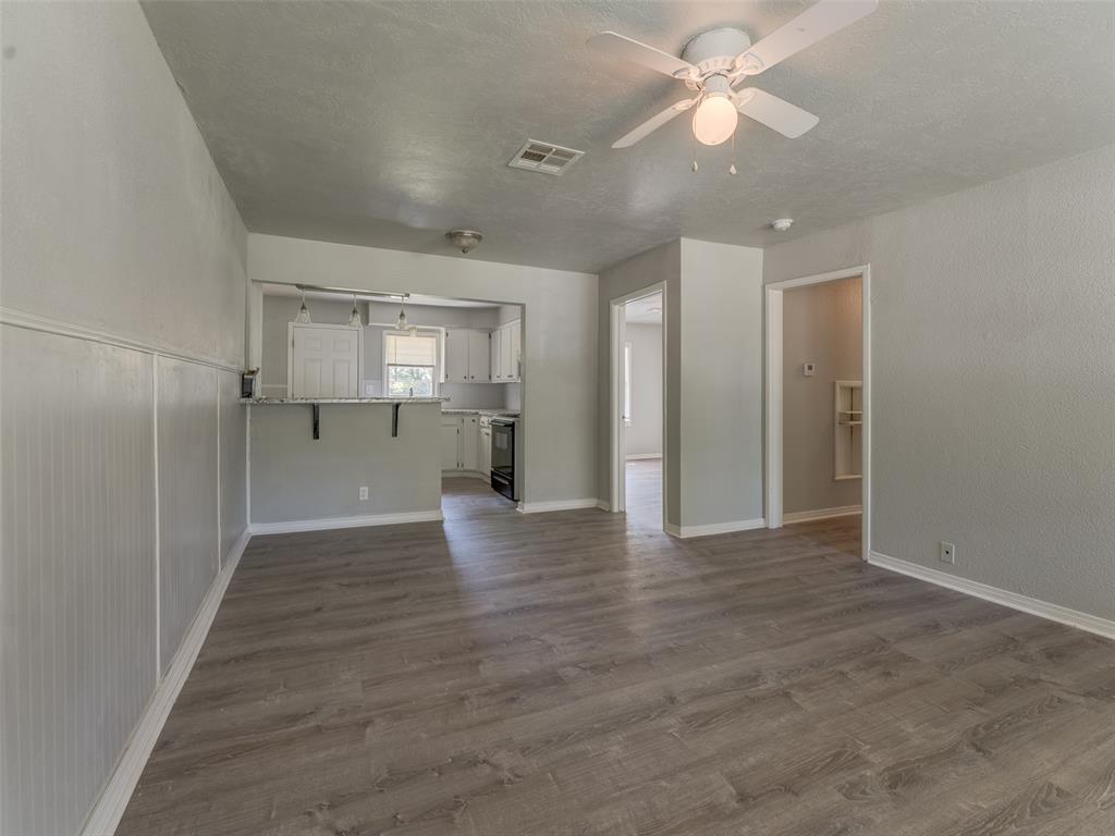 1413 N Sherry Lane Property Photo 5