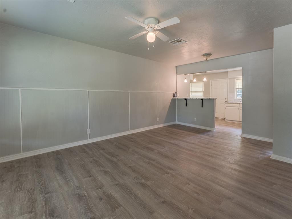 1413 N Sherry Lane Property Photo 6