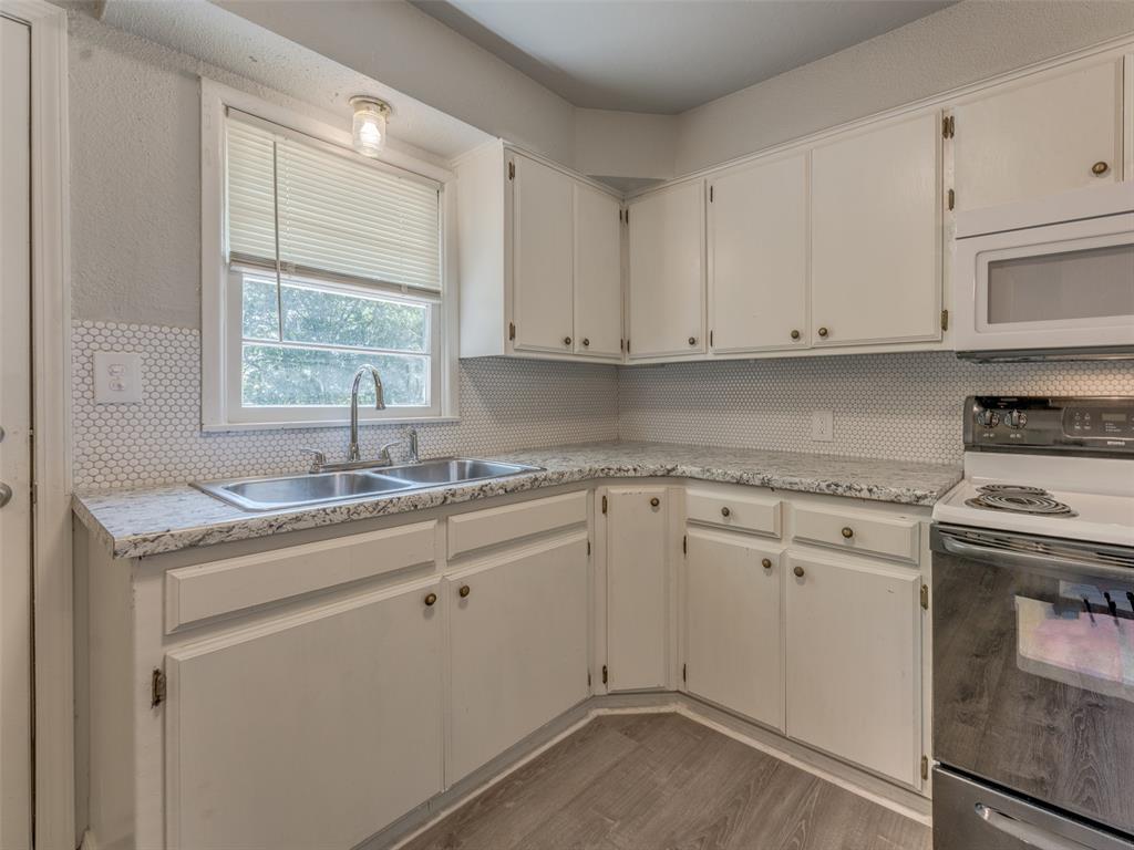 1413 N Sherry Lane Property Photo 13