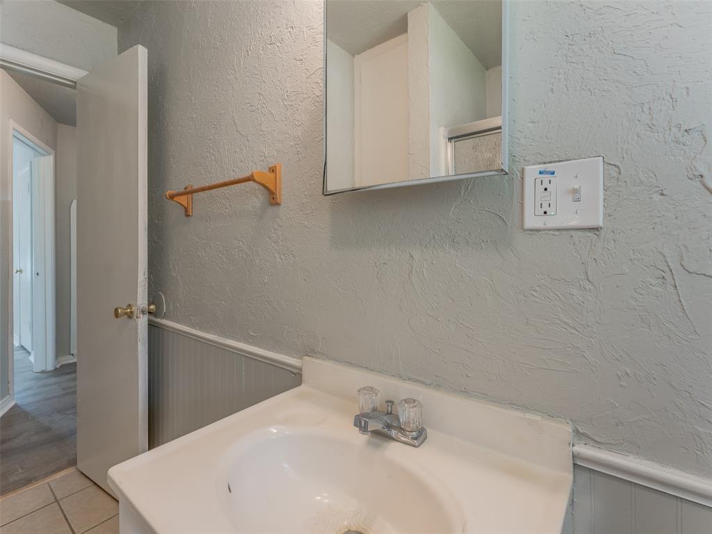 1413 N Sherry Lane Property Photo 19