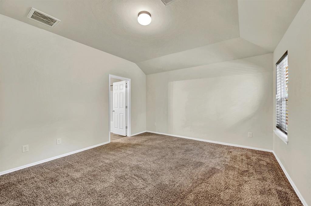 831 Twin Lakes Drive Property Photo 13