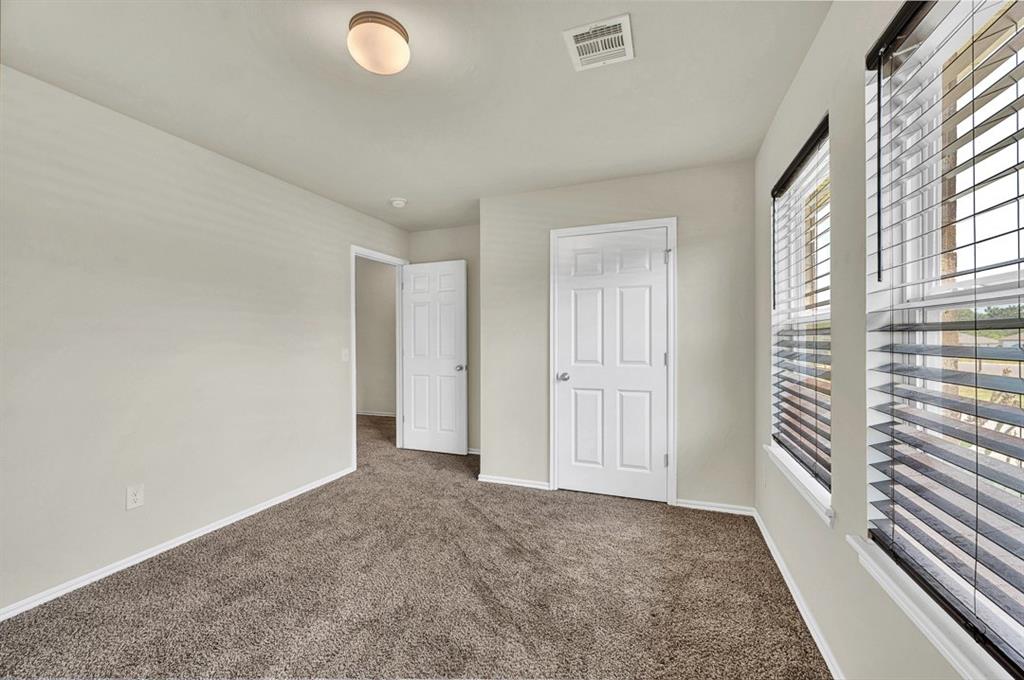 831 Twin Lakes Drive Property Photo 20
