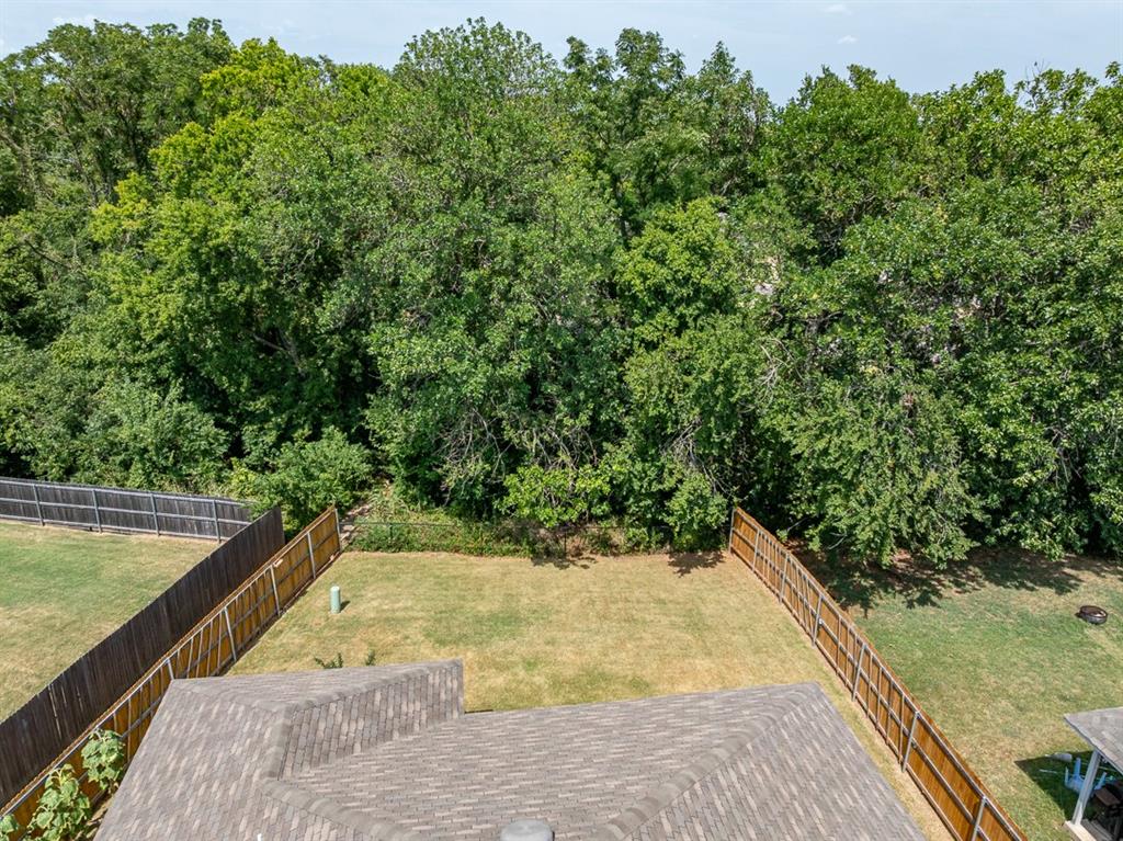 831 Twin Lakes Drive Property Photo 32