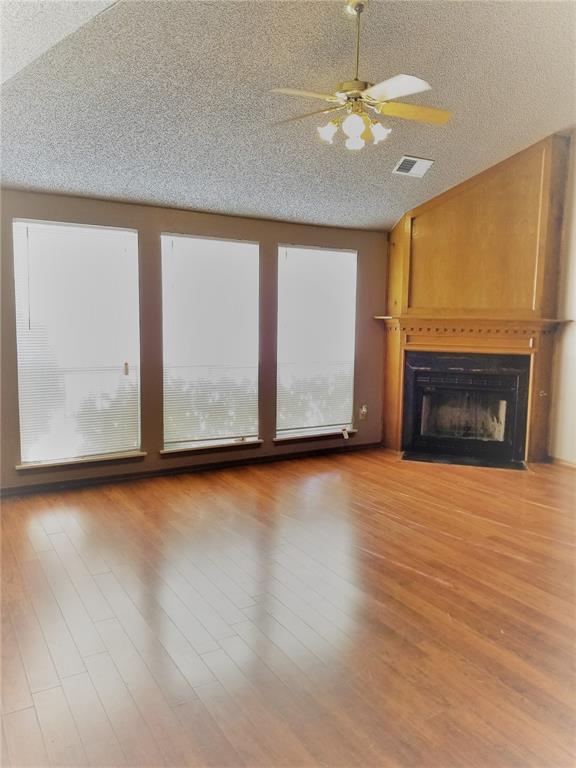 1243307 Property Photo 2