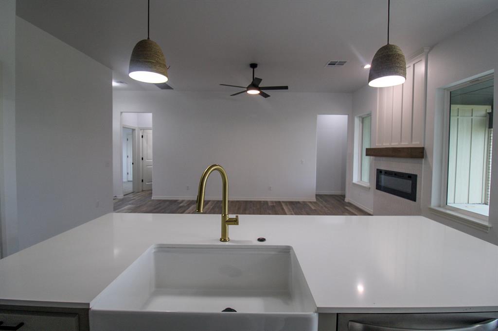 532 Grand Sycamore Way Property Photo 8