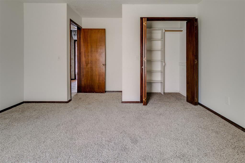 2317 Nw 113th Street Property Photo 11