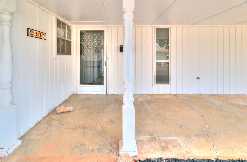 2317 Nw 113th Street Property Photo 28
