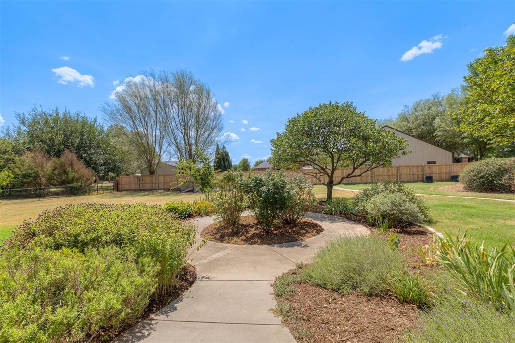 4606 Pikeys Trail Property Photo 47