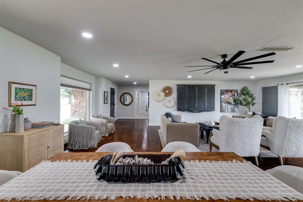 10405 Ski Drive Property Photo 16