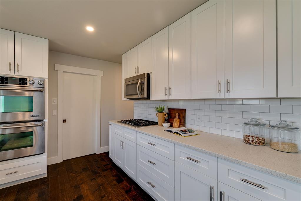 10405 Ski Drive Property Photo 20