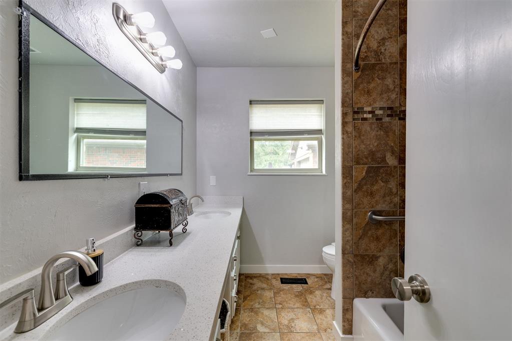 10405 Ski Drive Property Photo 34
