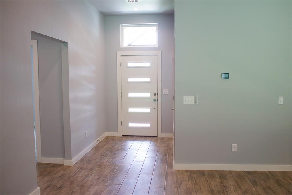 17904 Salem Road Property Photo 4