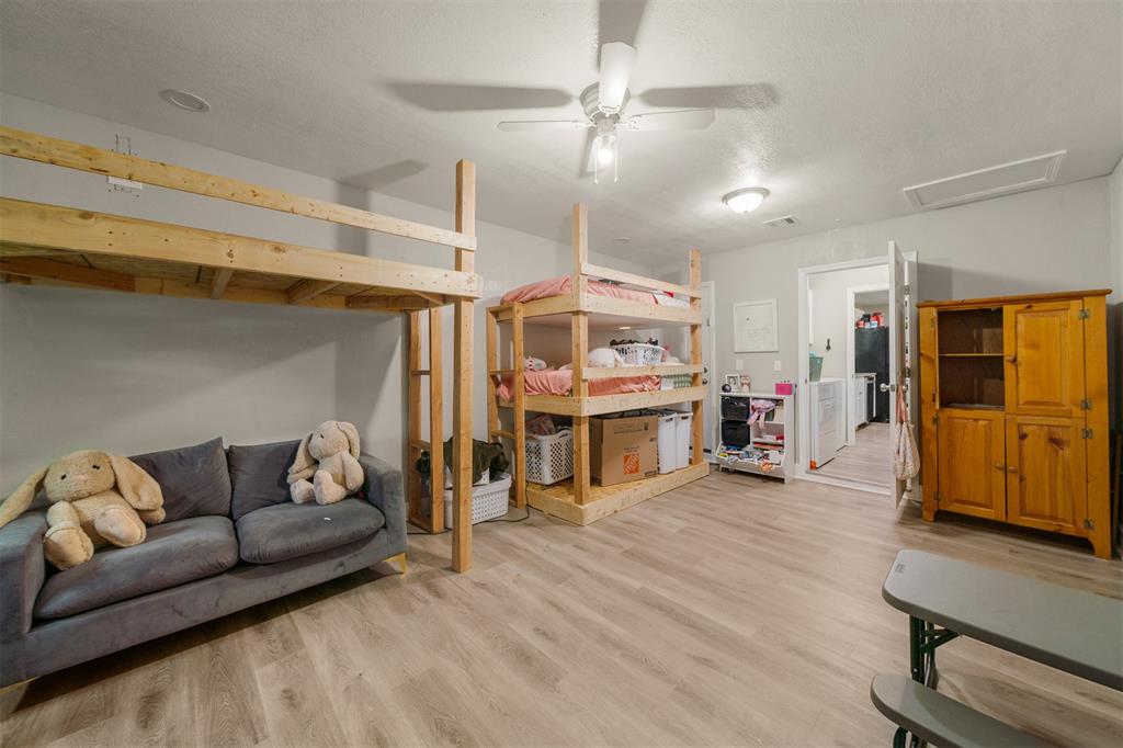 225 Allenhurst Avenue Property Photo 13