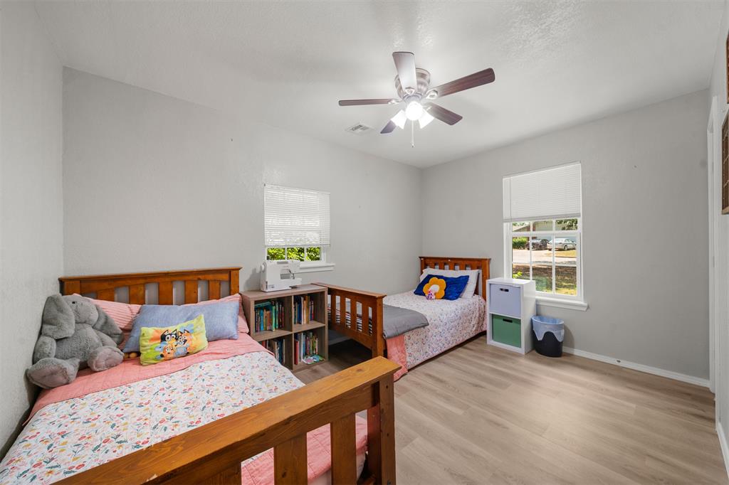 225 Allenhurst Avenue Property Photo 19