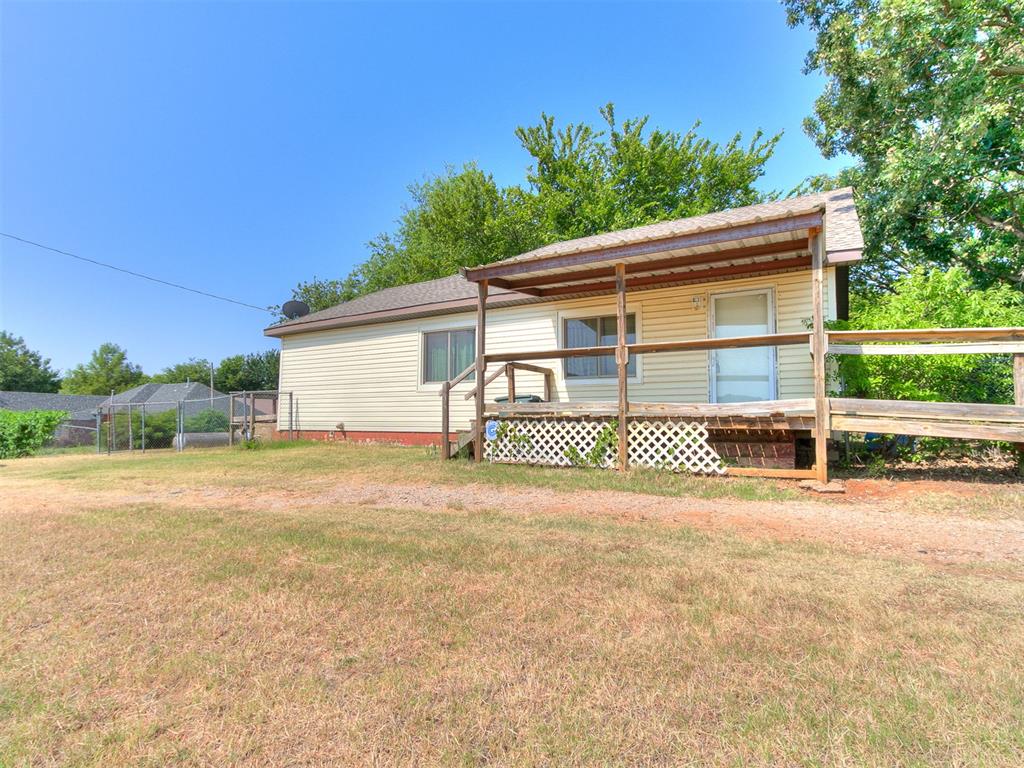 21325 N Meridian Avenue Property Photo 3