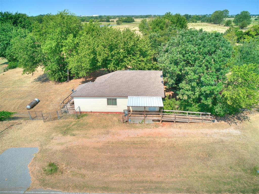 21325 N Meridian Avenue Property Photo 5