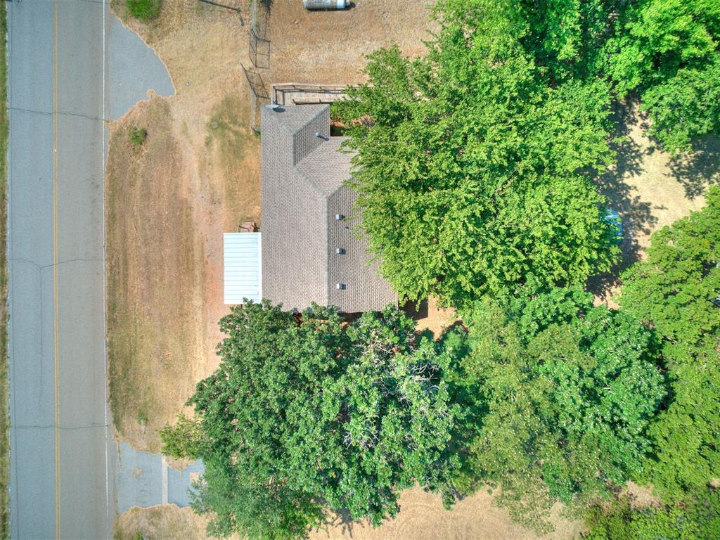 21325 N Meridian Avenue Property Photo 7