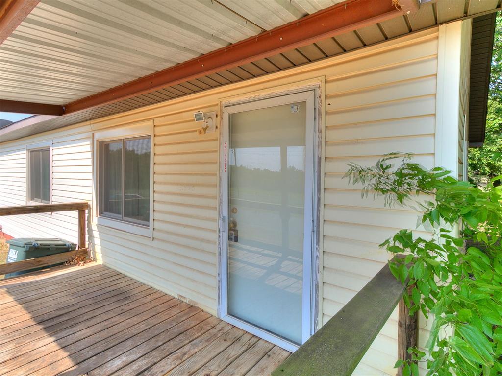 21325 N Meridian Avenue Property Photo 13