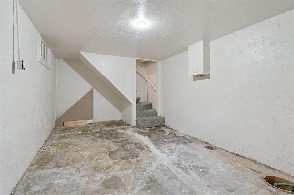 1414 Nw Dearborn Avenue Property Photo 6