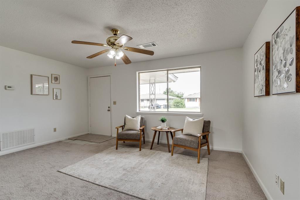 700 N Bristow Avenue Property Photo 7