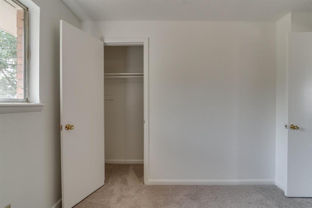 700 N Bristow Avenue Property Photo 20