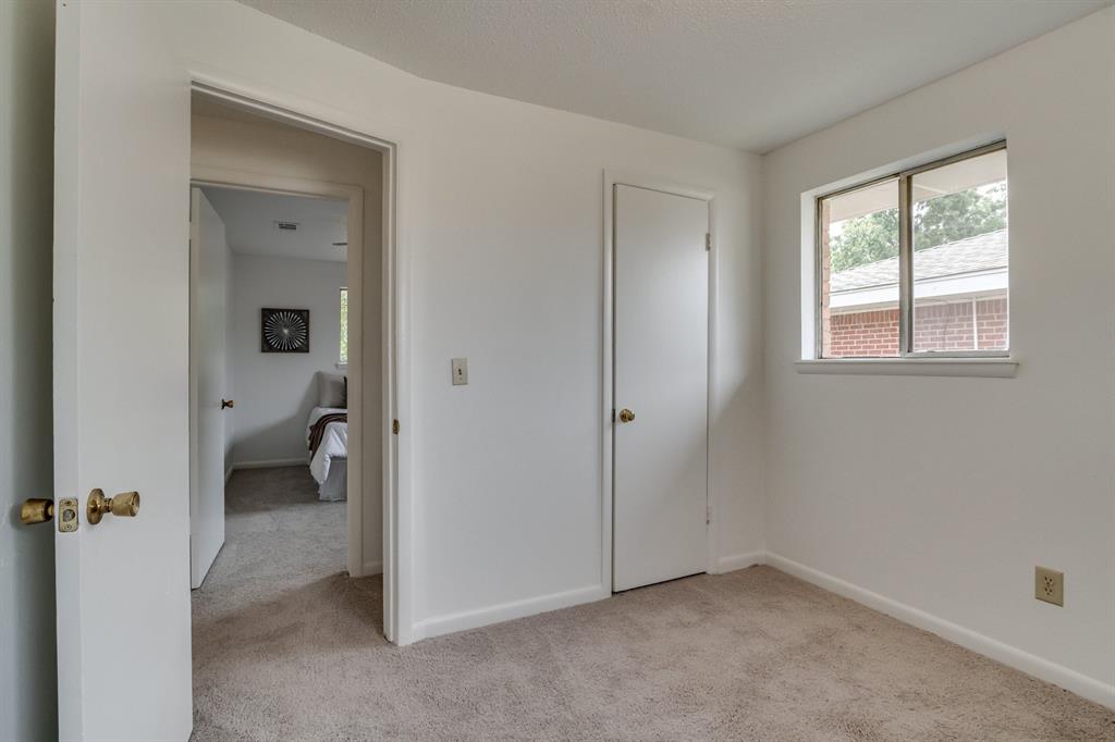 700 N Bristow Avenue Property Photo 22