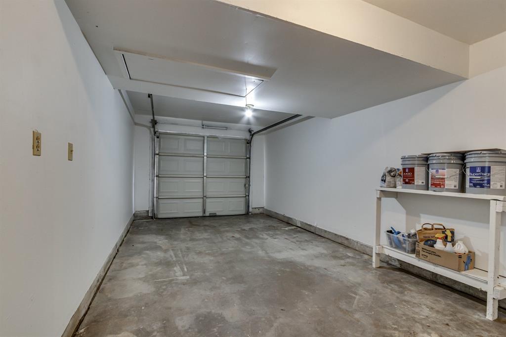 700 N Bristow Avenue Property Photo 26